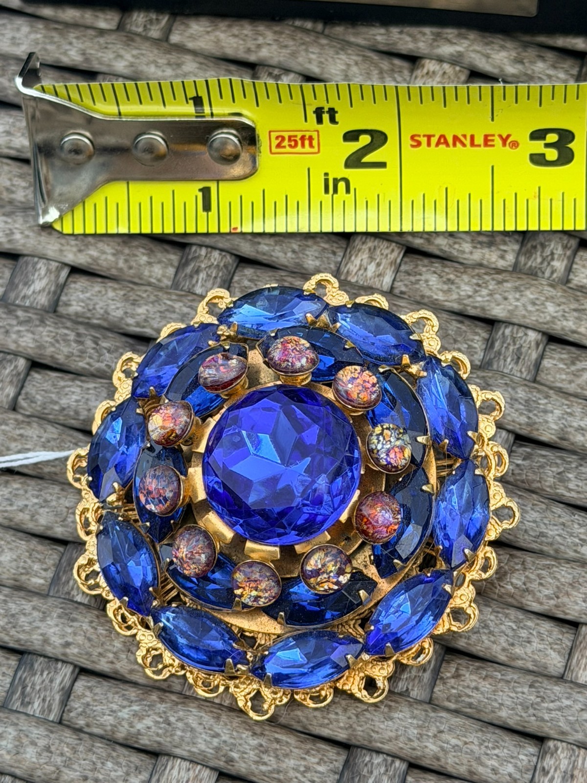 Vintage Unsigned Austrian Blue Art Glass Rhinestone Layered Filigree Brooch