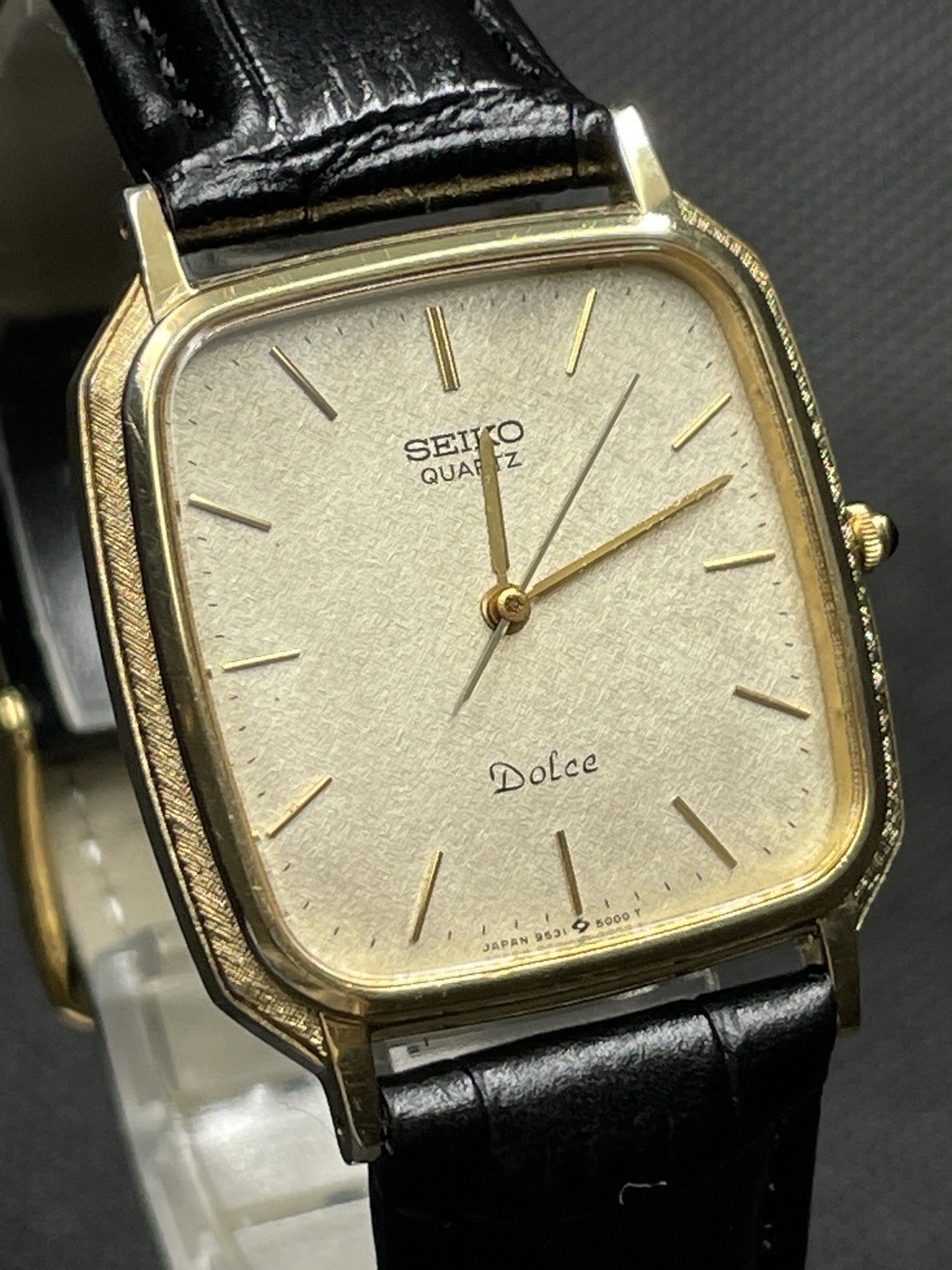 [Very good] Vintage SEIKO Dolce 9531-5000 Gold Quartz Men’s Watch JAPAN