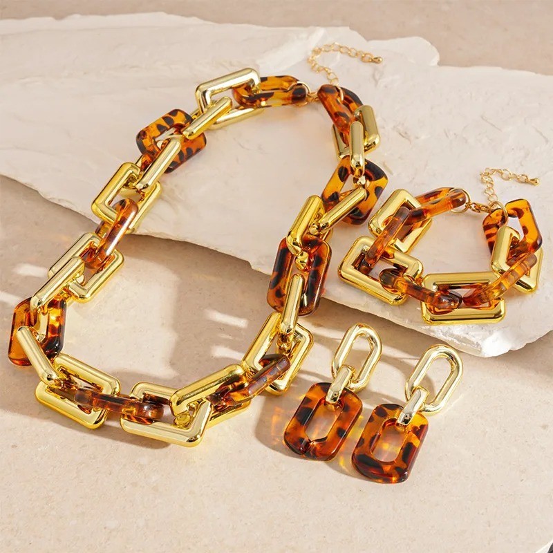 Elegant Style Linked Chain Necklace Set Geometric Pattern Alloy Pendant Lobster