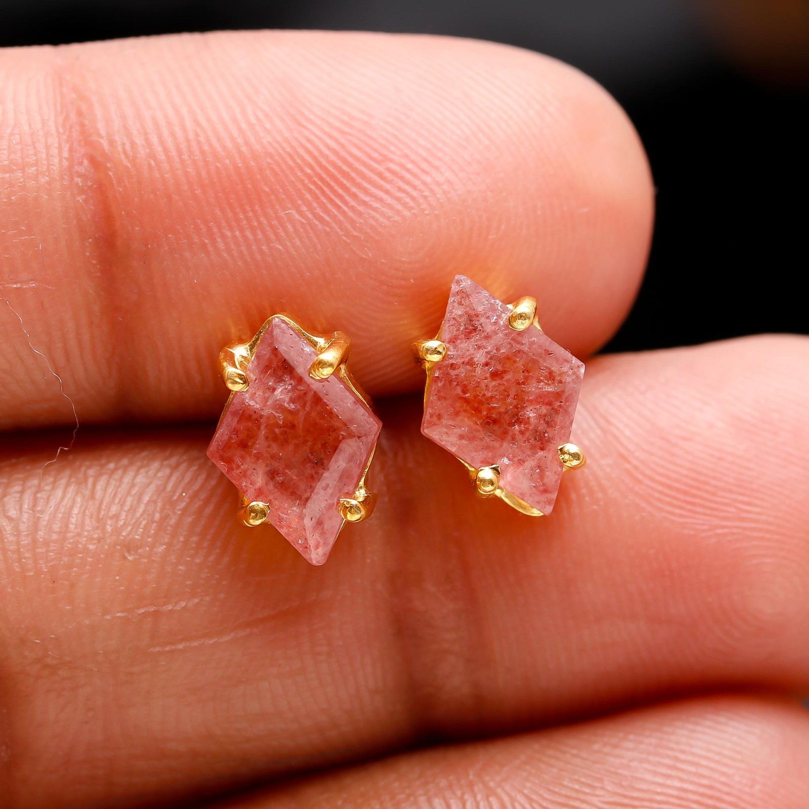 Natural Red Strawberry Kite Stud Earring Gold Fill 925 Sterling Silver Jewelry