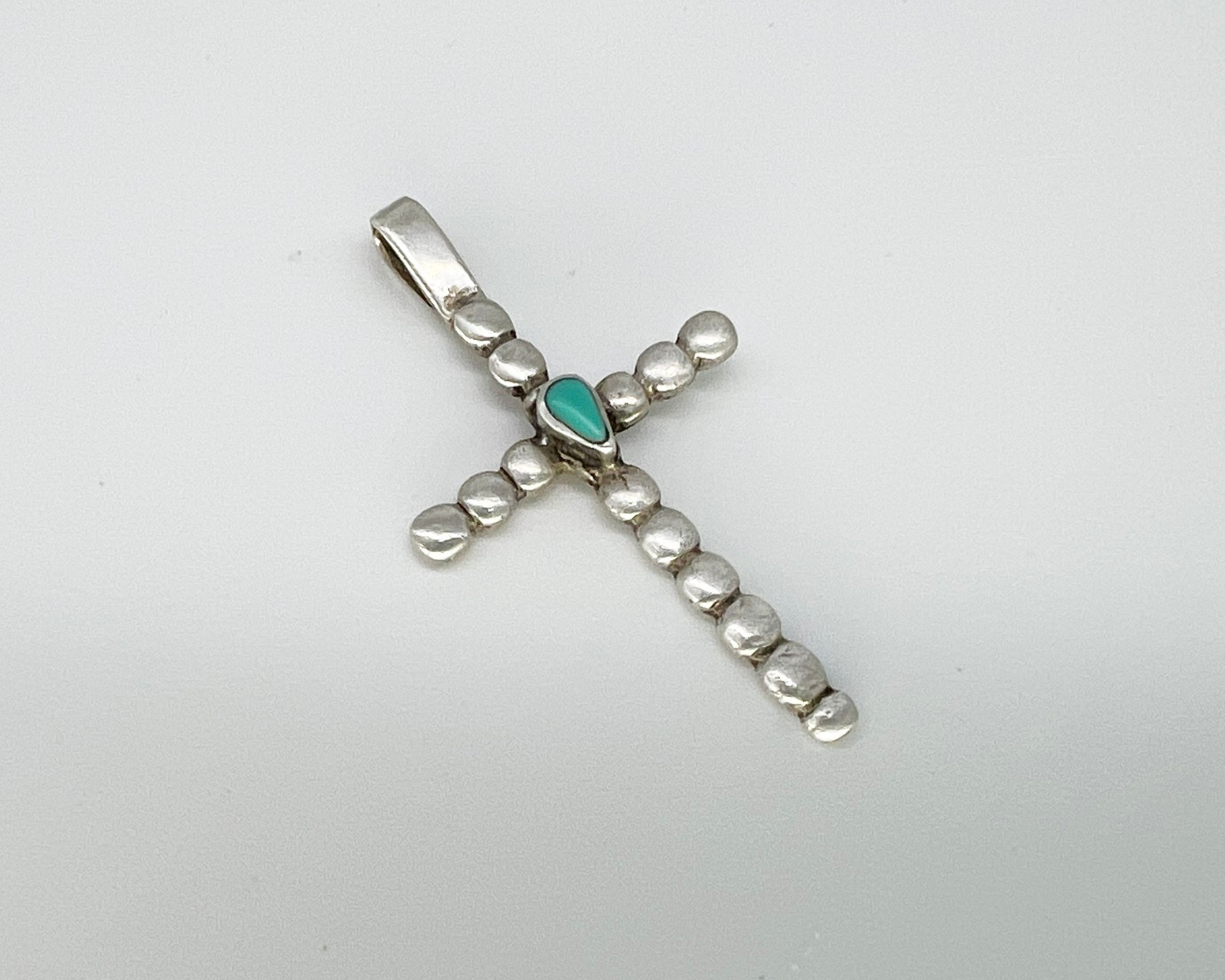 VTG Minimalist .925 Sterling Silver Cross Pendant Turquoise Stone Center Jewelry