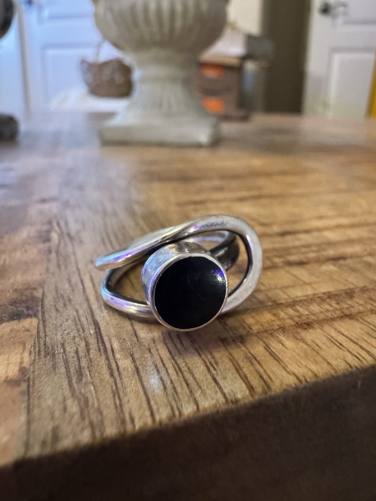 Silver handmade Wrap unique Ring Size 8 Round Black Onyx Bezel Set