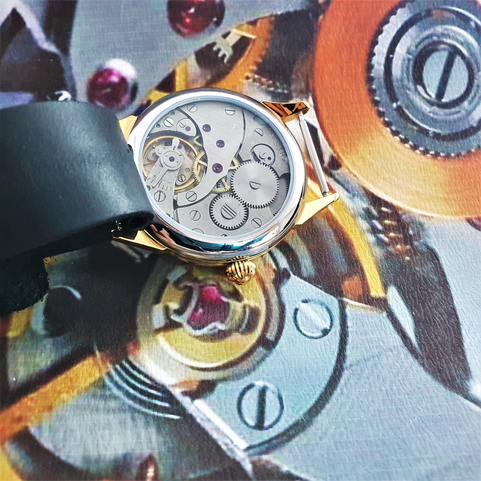 Watch Marriage MOLNIJA 3602 WristWatch Mechanical Vintage Style USSR Gold Case