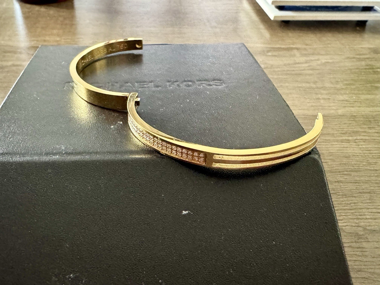 Michael Kors Gold Tone Pavé White Crystal Hinged Bangle Cuff Bracelet AJ750