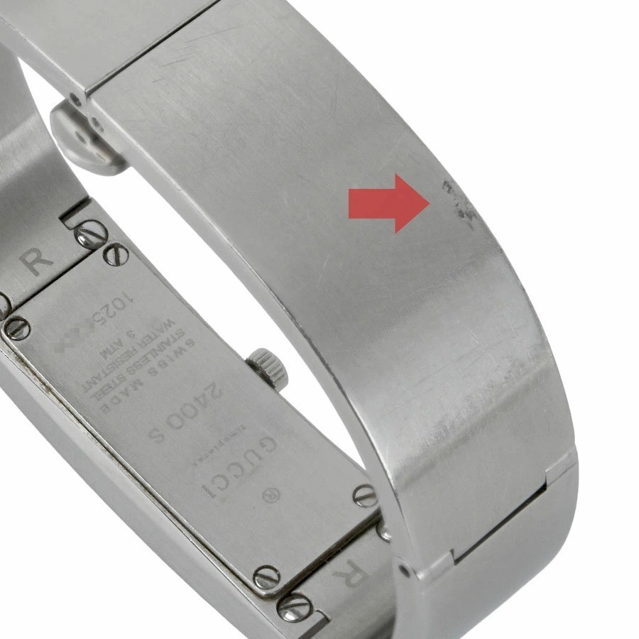 GUCCI 2400S Bangle Watch Quartz Silver Stainless Steel Black Dial Very Good