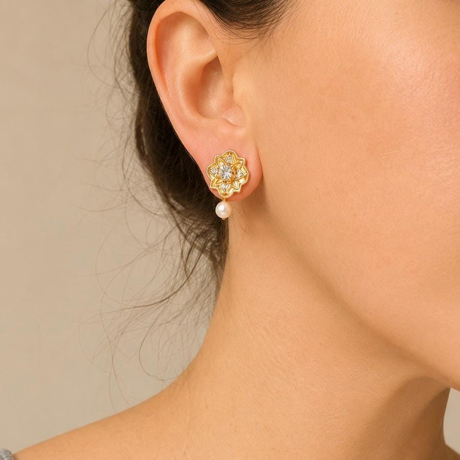 Art Deco Matte Gold Pearl Earrings | Vintage Glass Accents