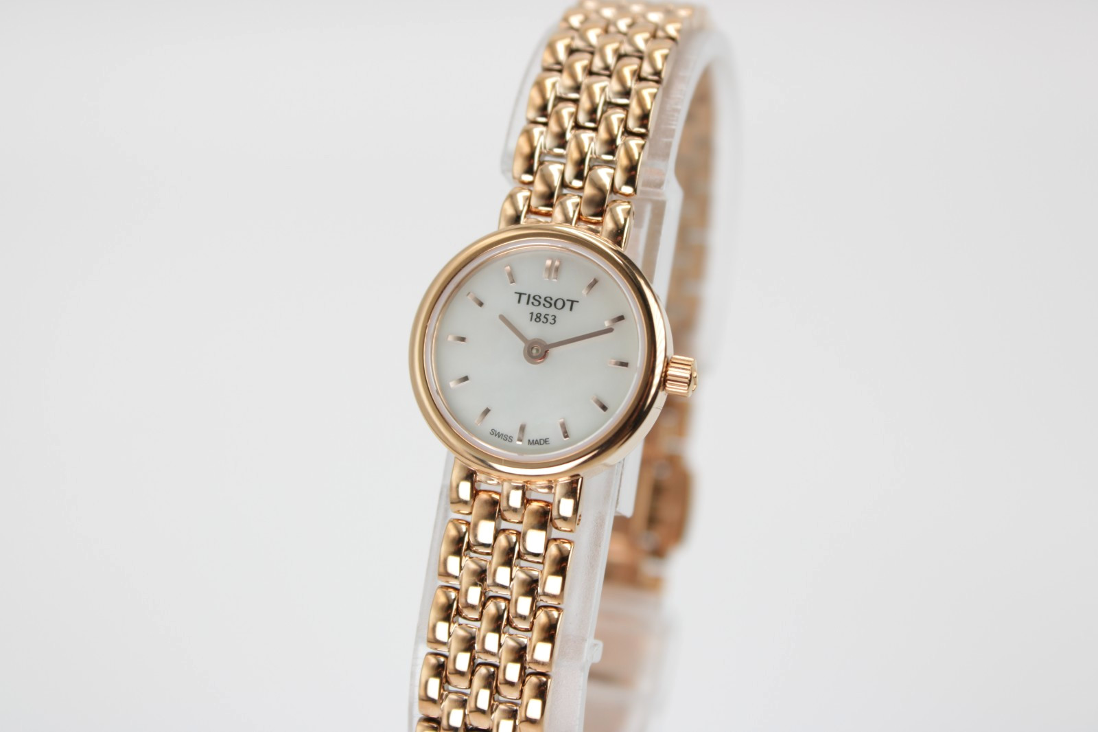 TISSOT 19.5mm Lovely Round Mother-of-pearl Dial Ladies Watch T058.009.33.111.00