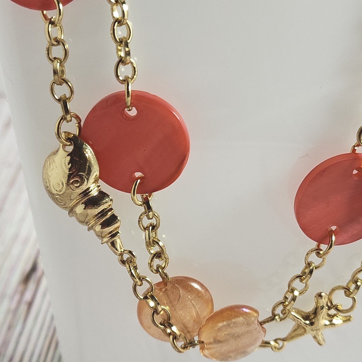 Vitnage Coral Colored Nautical Goldtone Seashell Necklace 36″
