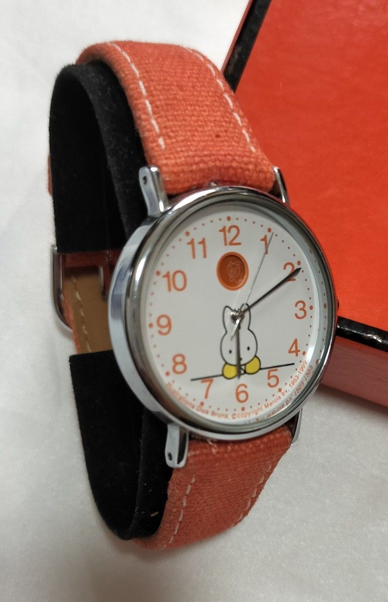 Citizen Miffy Watch Small Window Analog Red Retro 90s Rare Collection