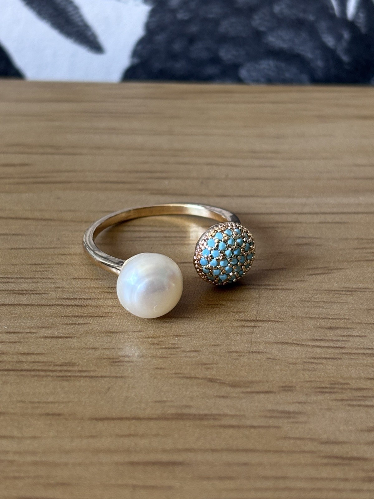 Round Fire Blue Faux Topaz Faux Pearl Gold Ring Adjustable Size