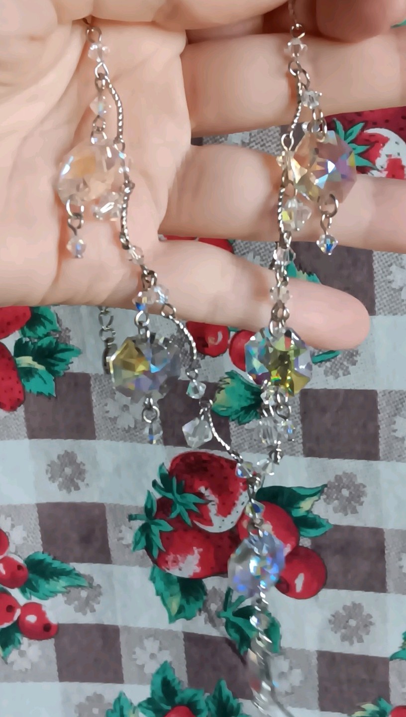 Signed DOL Silver-Tone Clear Crystal Dangle Necklace W/ Earrings 15″-17″
