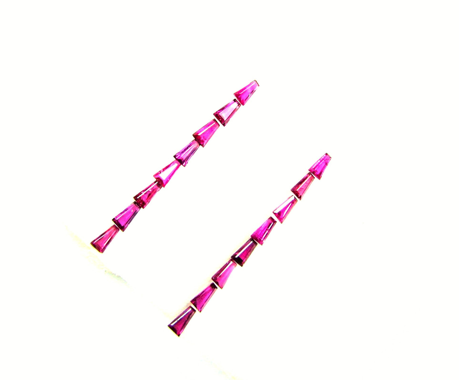 Natural Tapered Baguette Thai Ruby 36 Pcs 4.60 Cts Tol 4×2-2.1×1.1-1.3 MM LxWxW