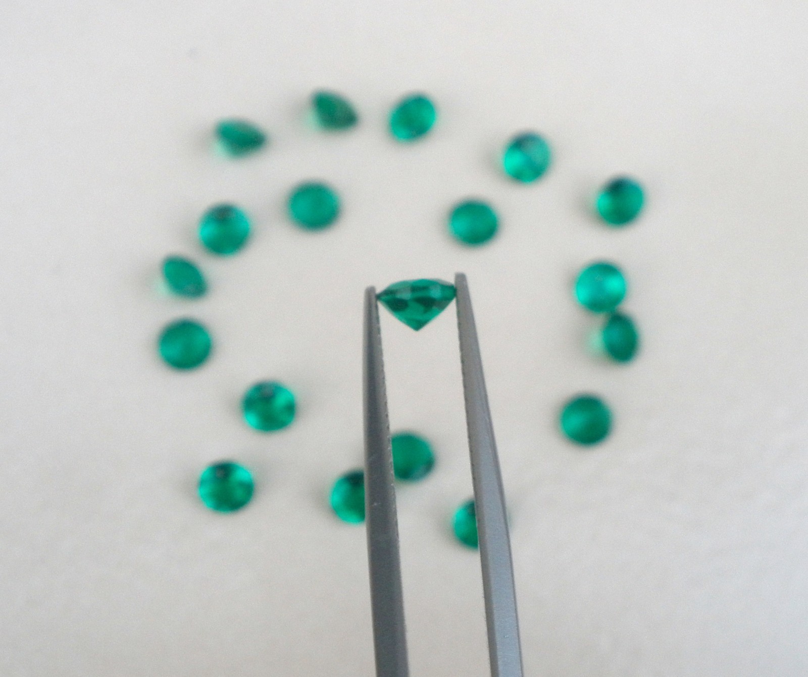 5mm Emerald round loose faceted gem for Jewelry, Crafts and Gem Collecting