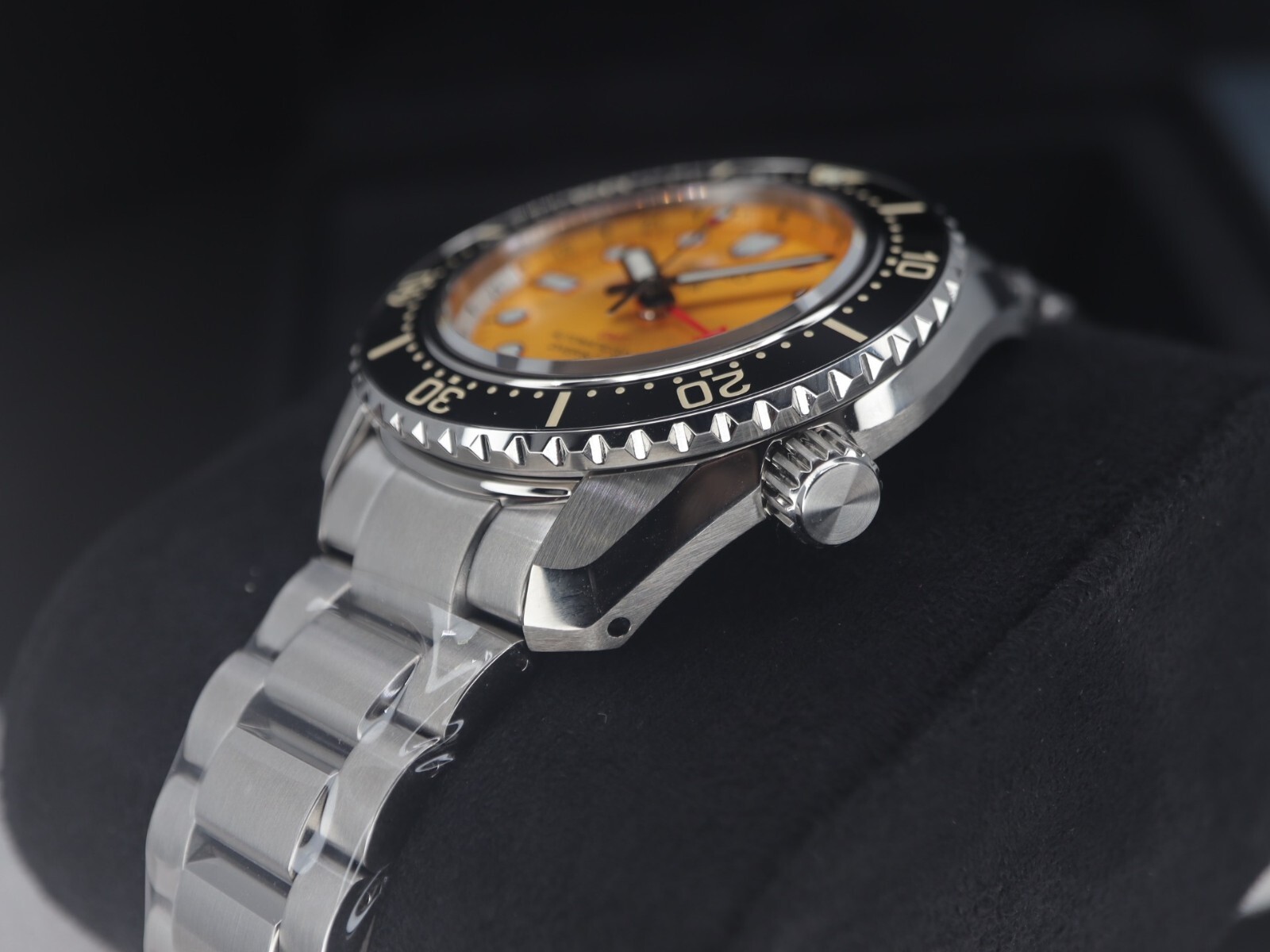 Seiko MM200 GMT The Night of Siam SPB487J1 Limited Edition 500 pcs.