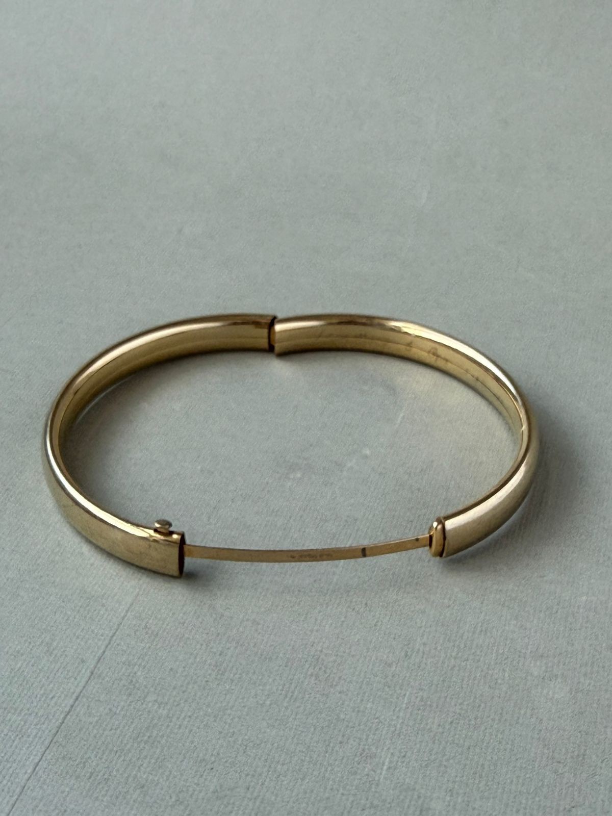 Antique Signed LAD Etched Gold Filled Bangle 1/20 14K GF Bracelet Diameter 2.35″