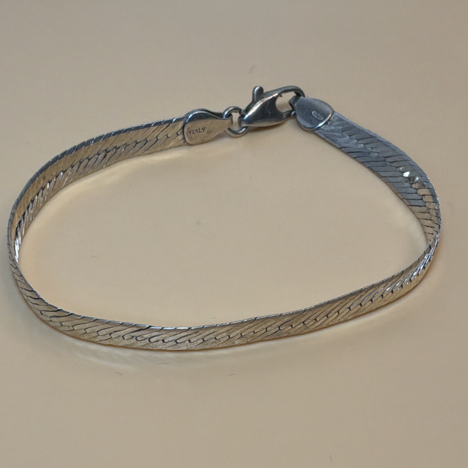 925 STERLING SILVER HERRINGBONE BRACELET ITALY 7”Inch Lobster Claw Clasp