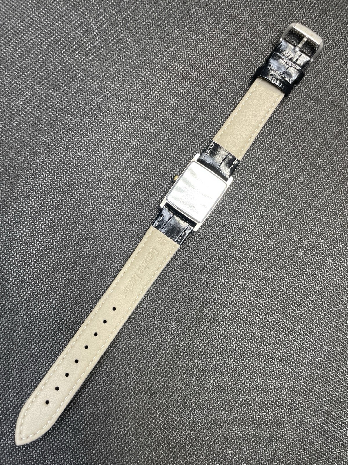 [Very good] Vintage Seiko Dolce 7321-5730 Quartz Men’s Watch From JAPAN