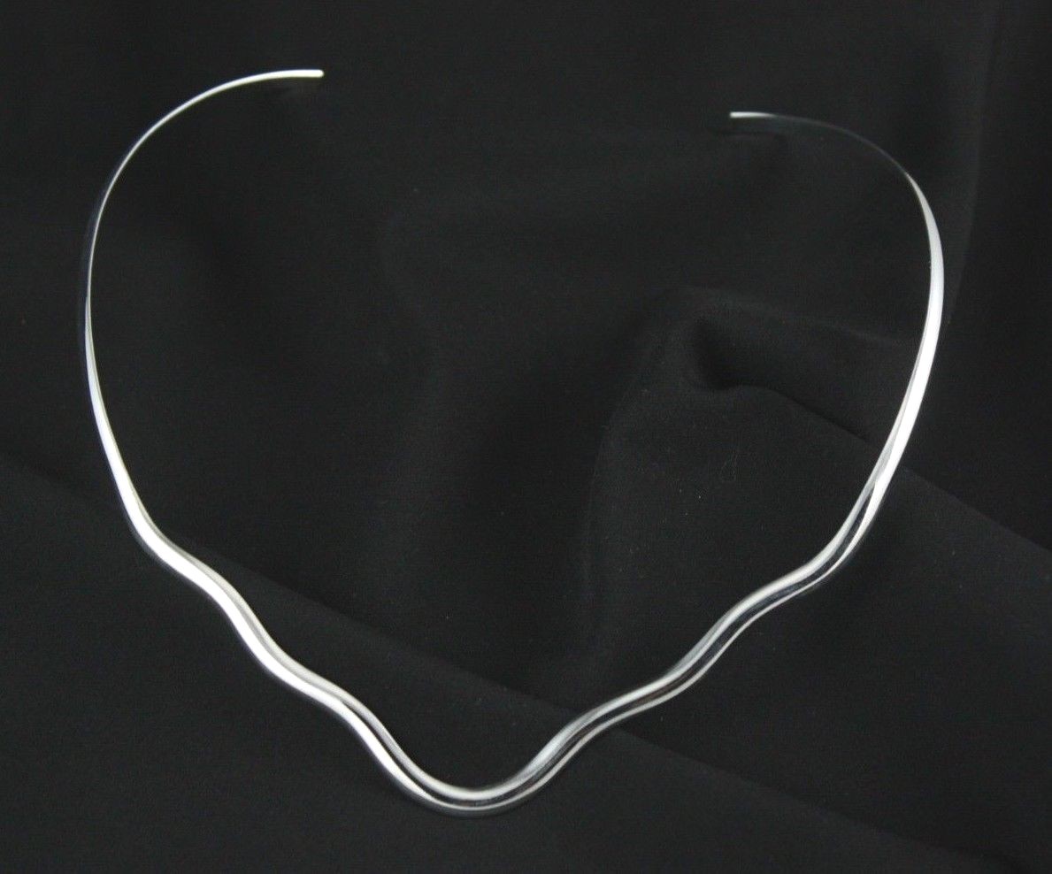 .925 Sterling Silver Plated Choker Collar Necklace V Shape Wavy Shiny Jewelry