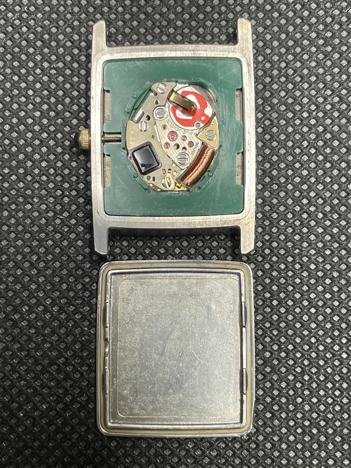 [Very good] Vintage Seiko Dolce 7321-5730 Quartz Men’s Watch From JAPAN