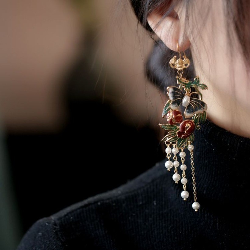 Vintage Court Enamel Butterfly Earrings Tassel Pearl Hanfu Qipao Ear Drops