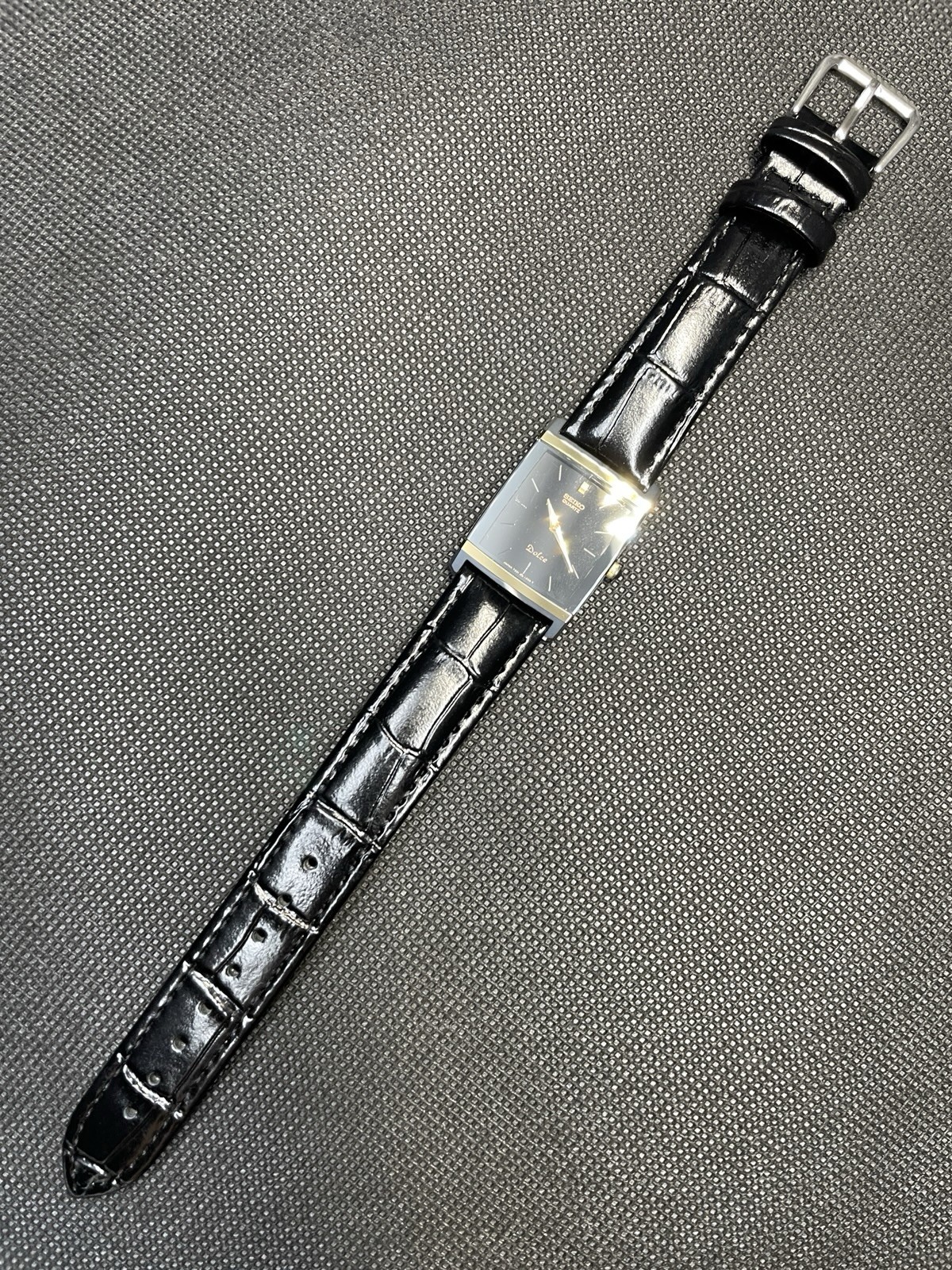 [Very good] Vintage Seiko Dolce 7321-5730 Quartz Men’s Watch From JAPAN