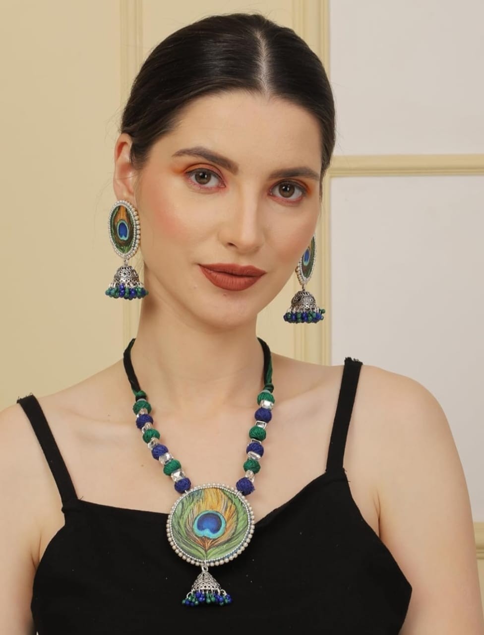 Indian bollywood peacock fur shaped pendant necklace for women and girls