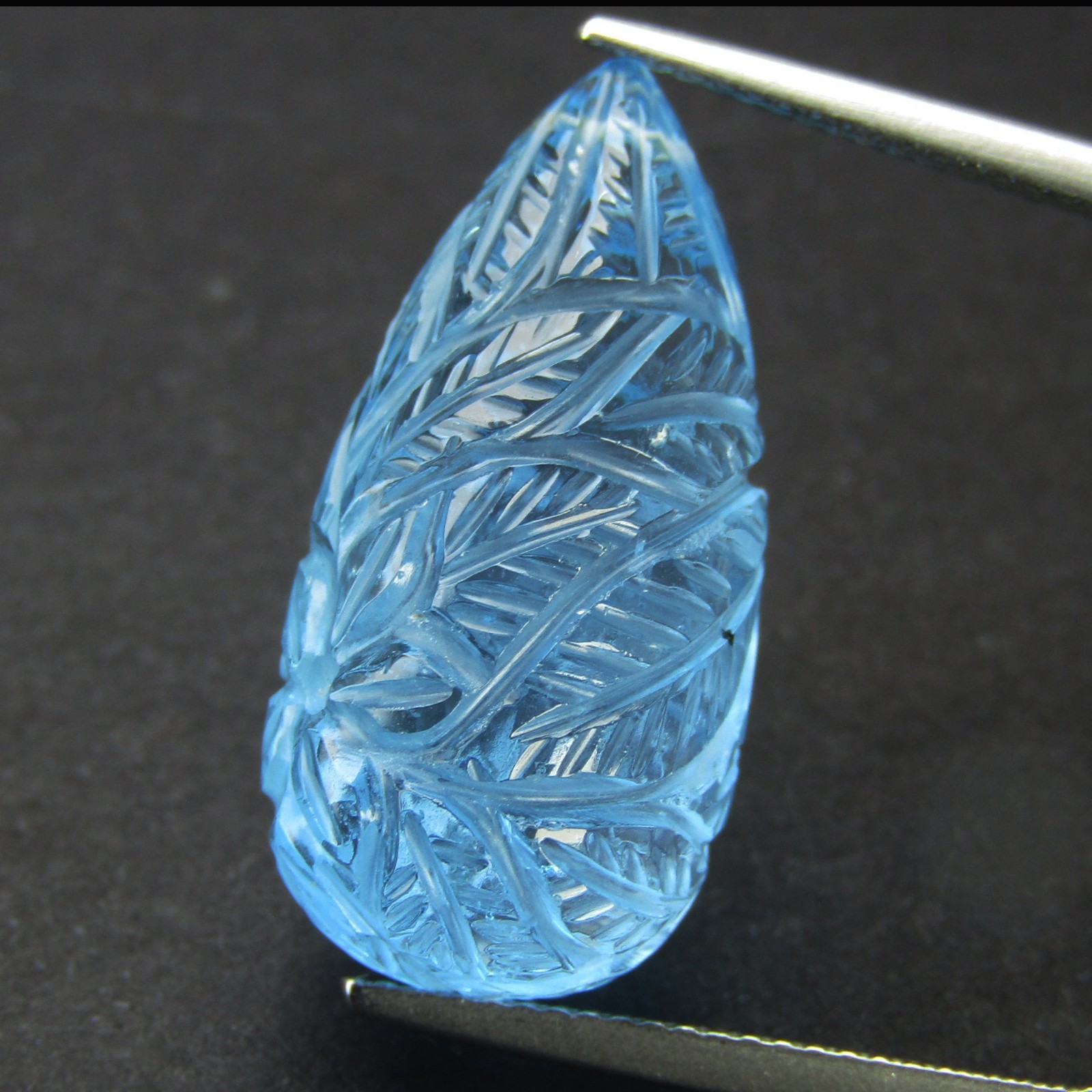 20.52Cts Artistic Carving Natural Swiss Blue Topaz Briolette Drop Gem With Hole