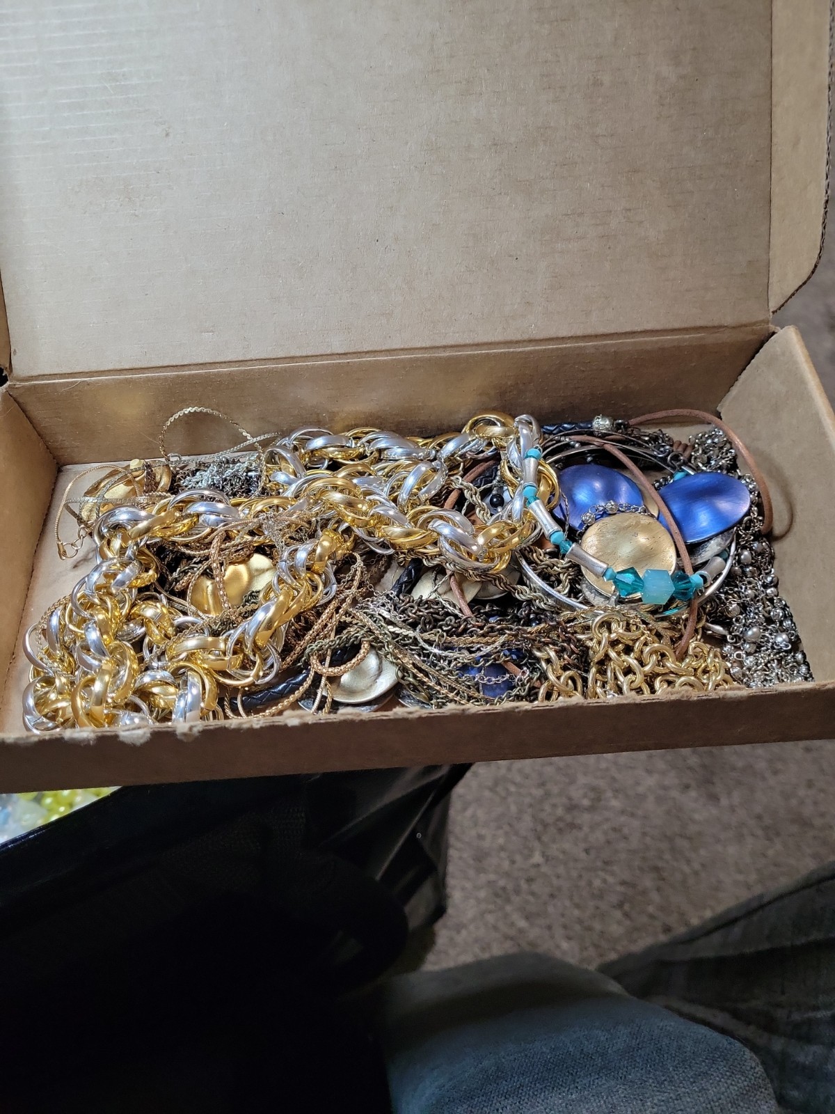 Bulk Mixed Style Type Age Jewelry Lots Lbs All Wearable