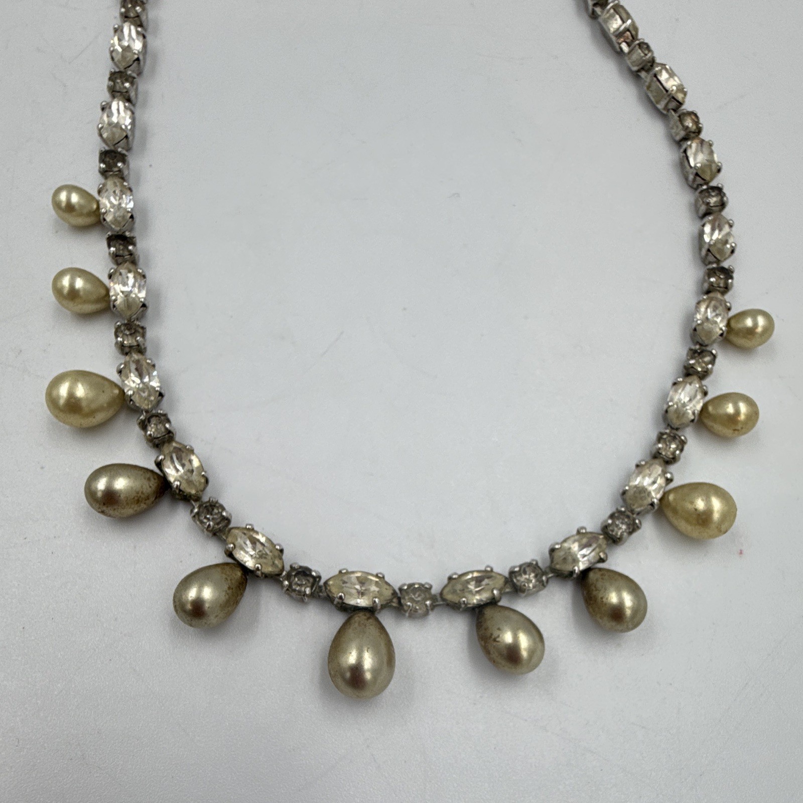 Vintage Crystal & Imitation Pearl Teardrop Dangle Necklace Silver Tone 17 “