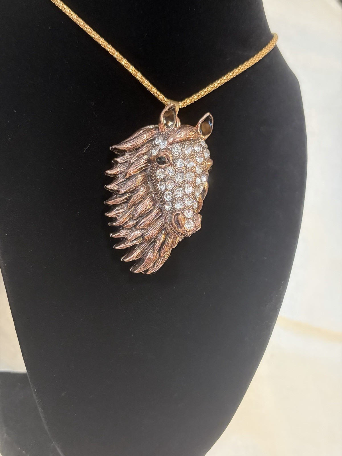 Betsy Johnson Rhinestone Horse Head Metal Enamel Pendant And Chain 28 Inch