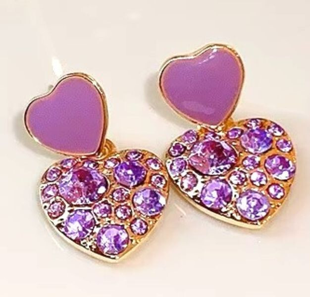 Beautiful Purple HEART Street Fashion LOVE Rhinestone Betsey Johnson Earrings