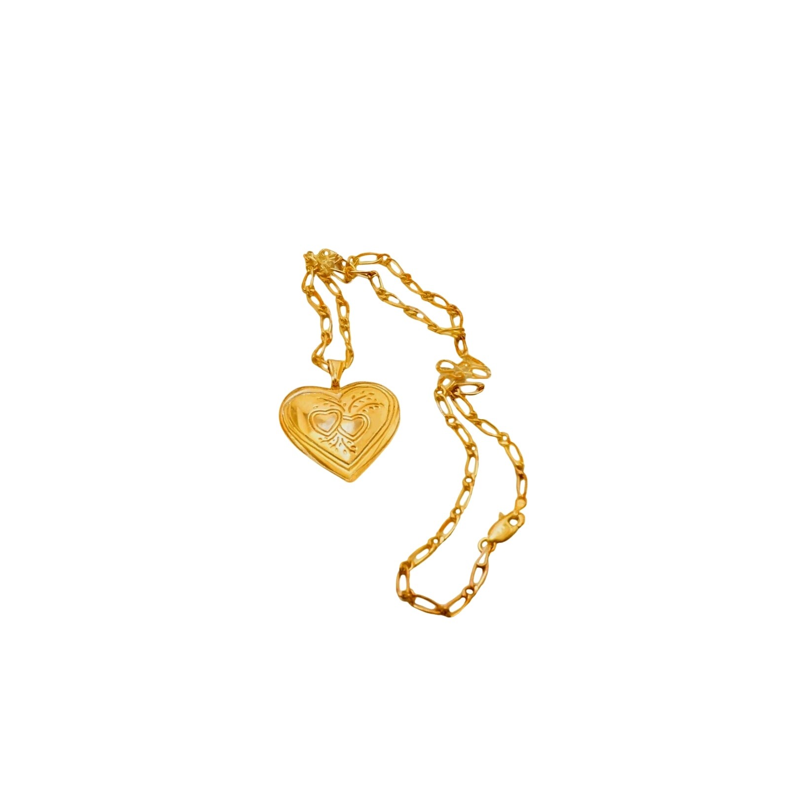 Heart Photo 30 x 25 mm Locket pendant 20 in Chain 1/20 -14K yellow Gold Filled