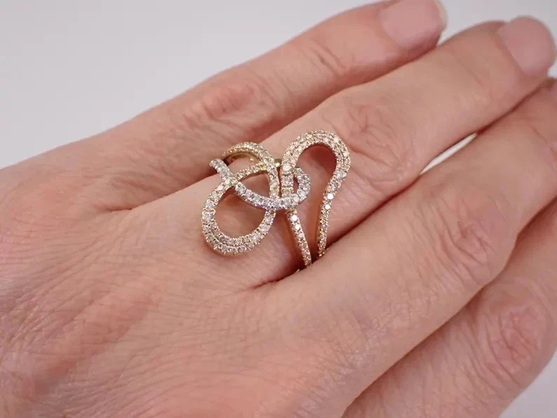 Love Knot Wedding Ring 2.5Ct Round Cut VVS1 Moissanite 14K Three-Tone Gold Plate