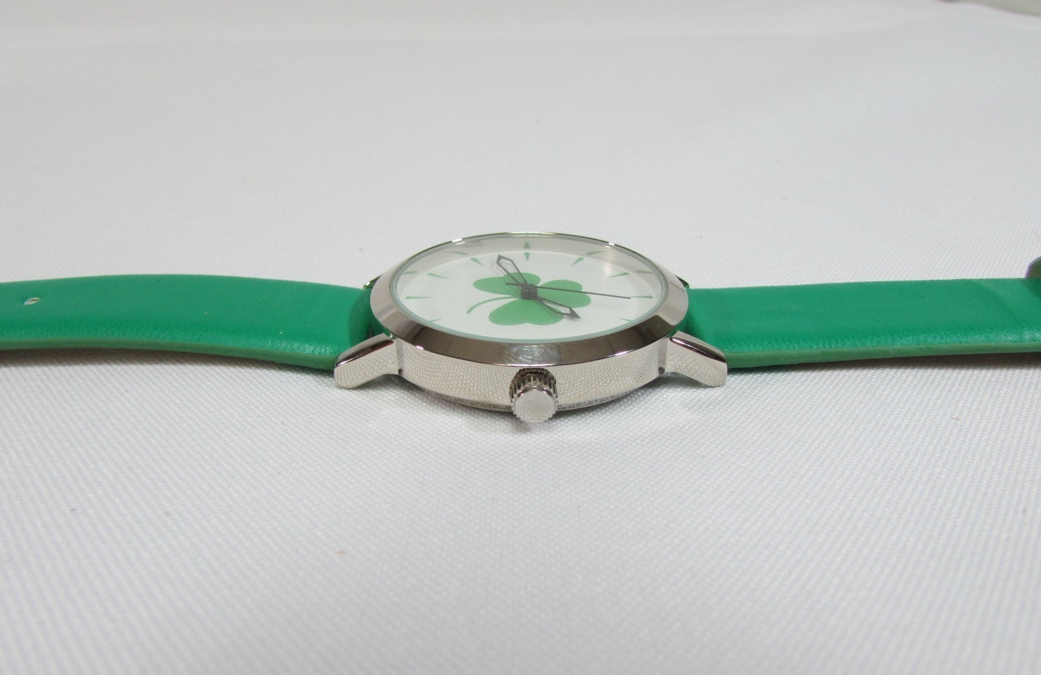 Shamrock Clover Leaf Watch Unisex Irish Wristwatch St. Patrick’s Day Gift Green