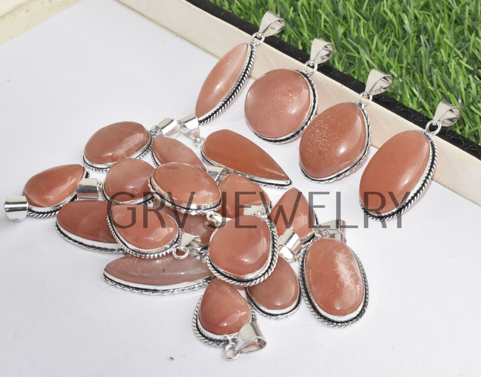 1-500 Pcs Peach Moonstone Pendant Wholesale Lot Bulk: Silver Plated WH-36