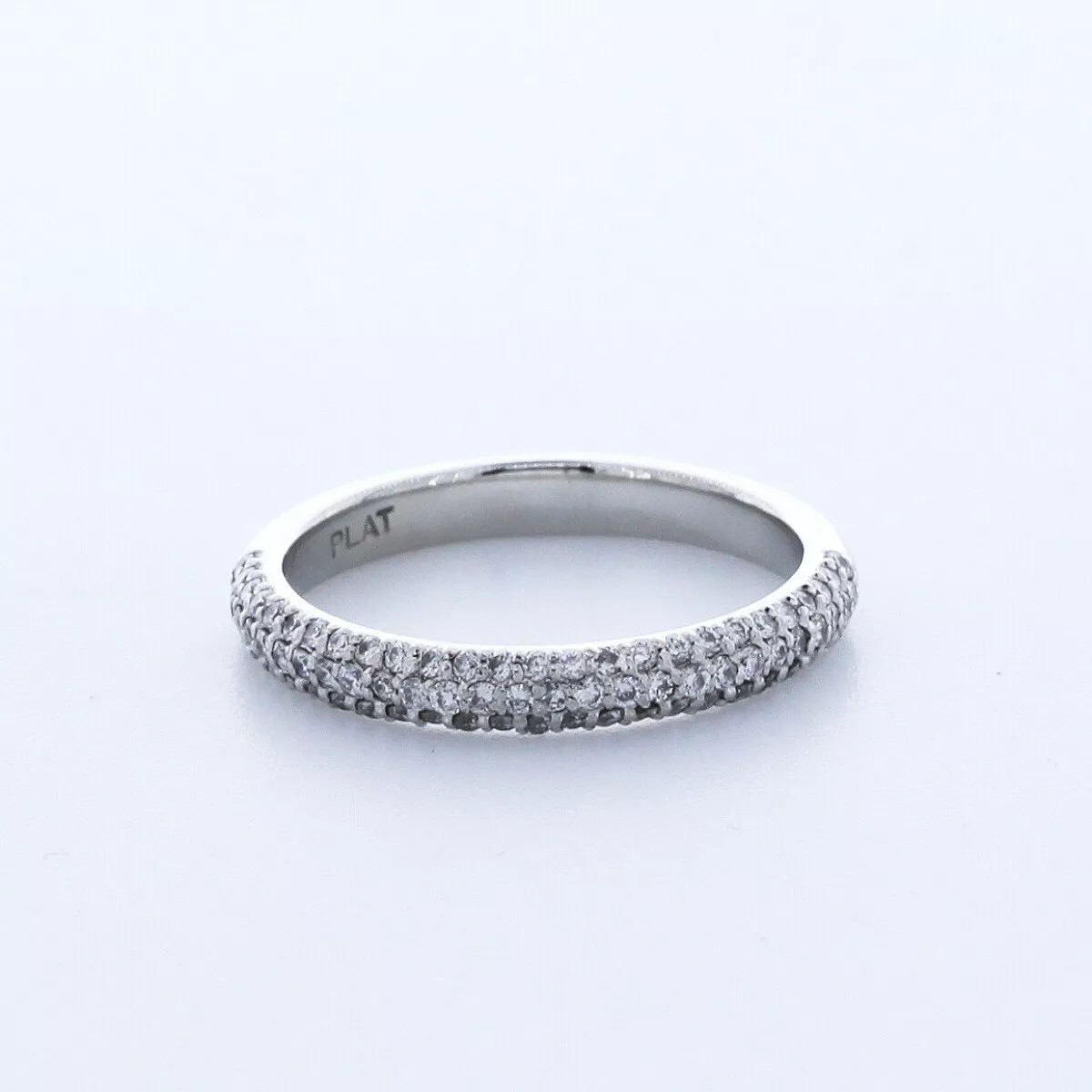 Solid Platinum Classic Wedding Band Classic 0.85 CT Round Natural Diamond F VS2