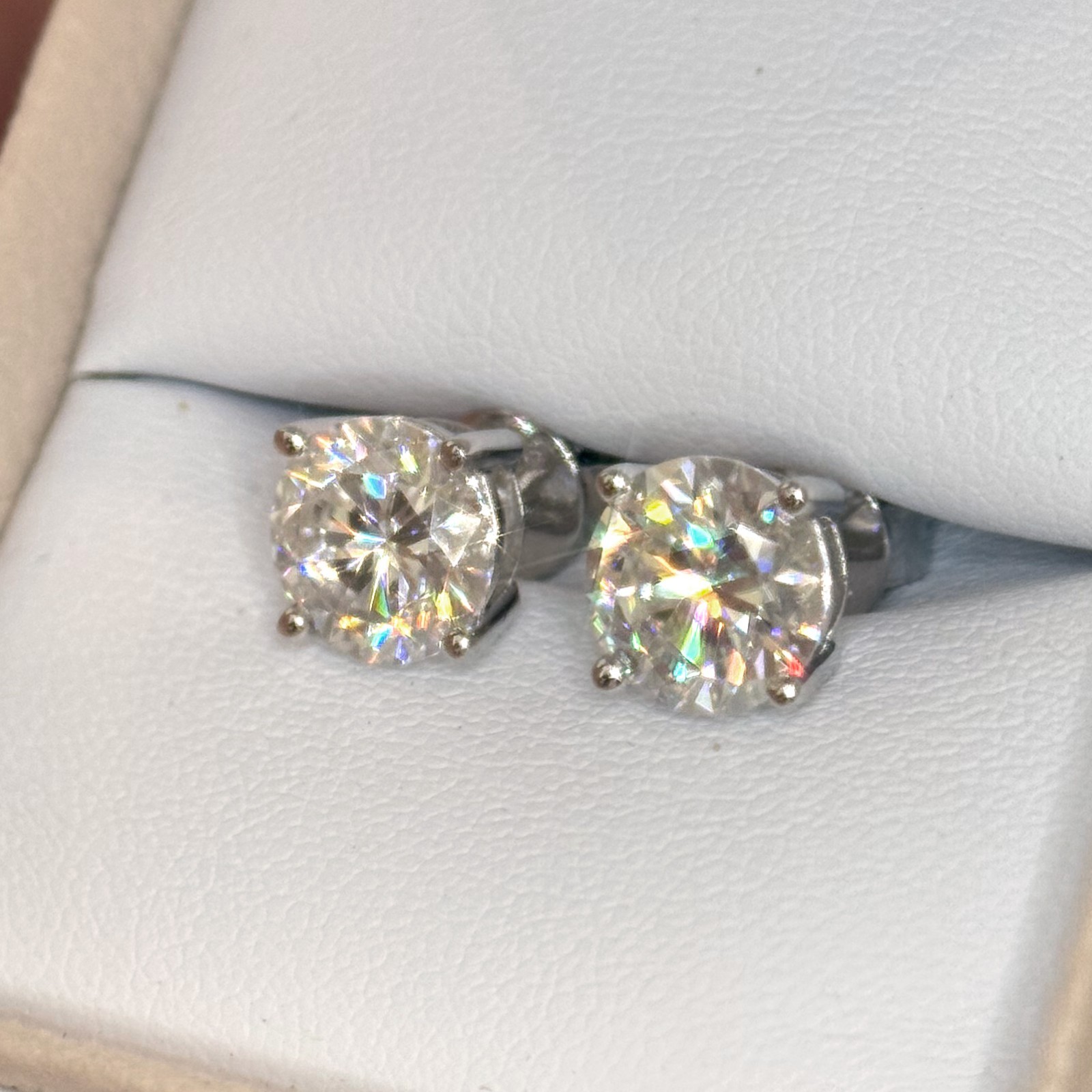 Certified D Color VVS1 Moissanite Solitaire Stud Earrings Screwback