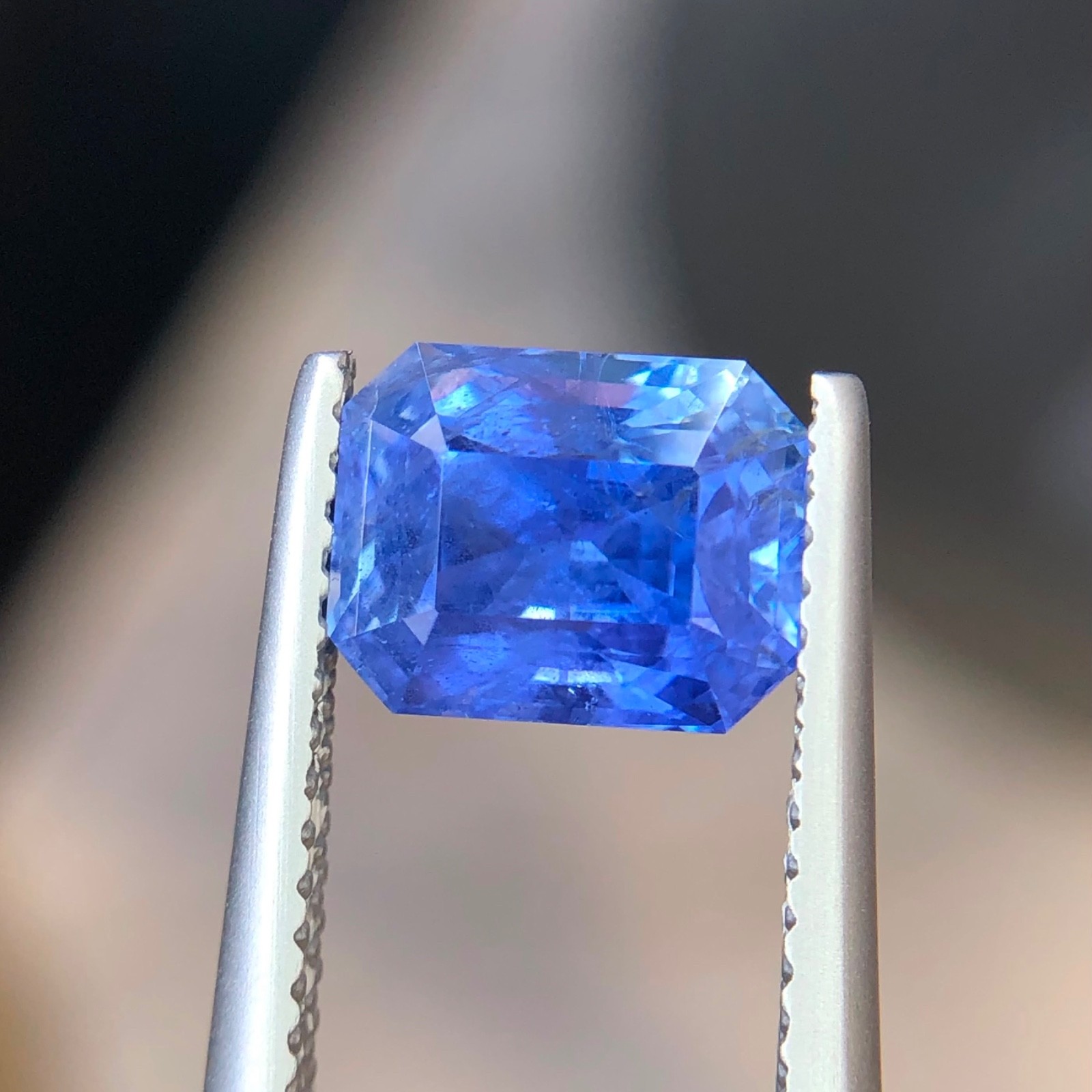 3.17 Carats Natural Blue Sapphire Octagonal Cut From Srilanka
