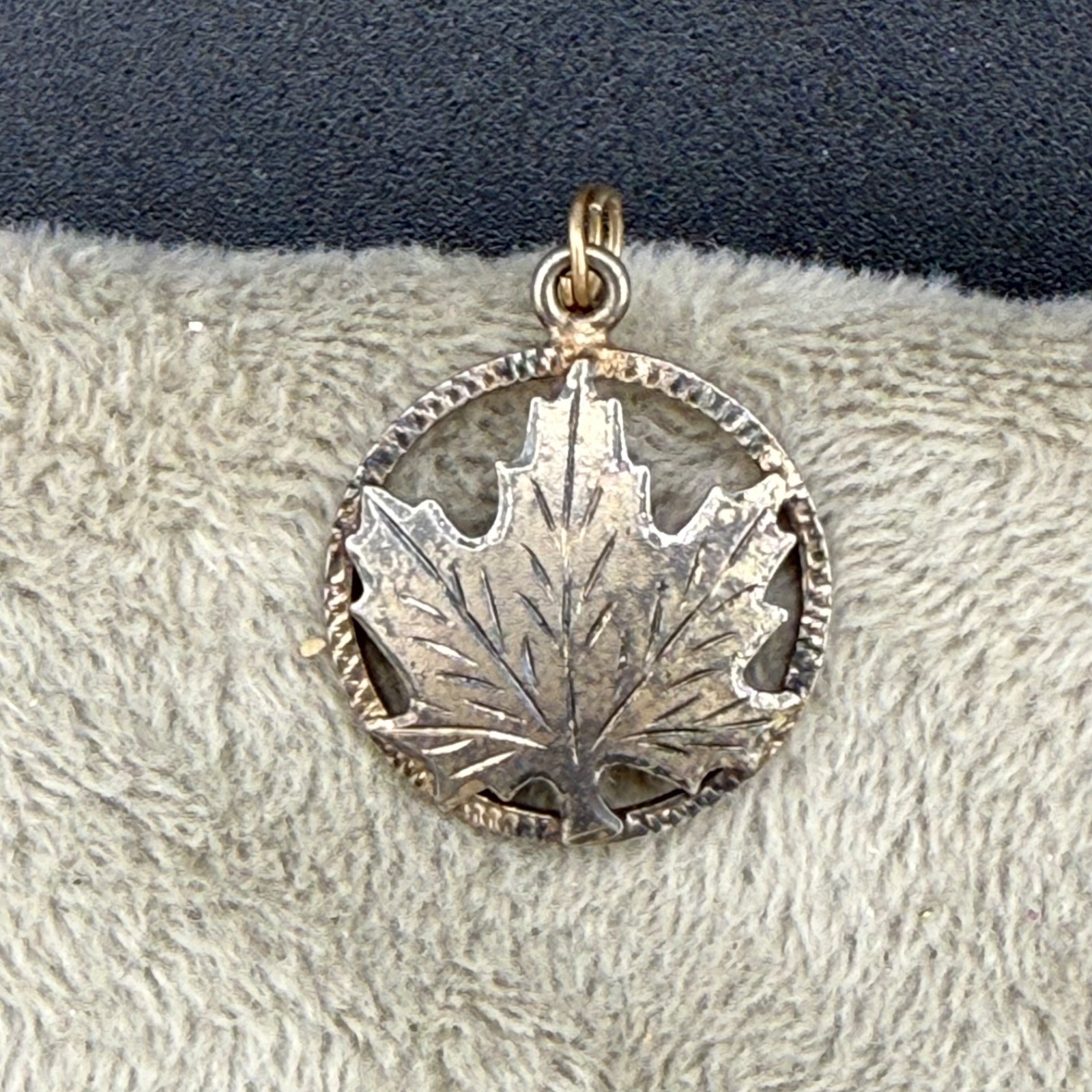 Vintage Signed Sterling Silver Maple Leaf Pendant Canada