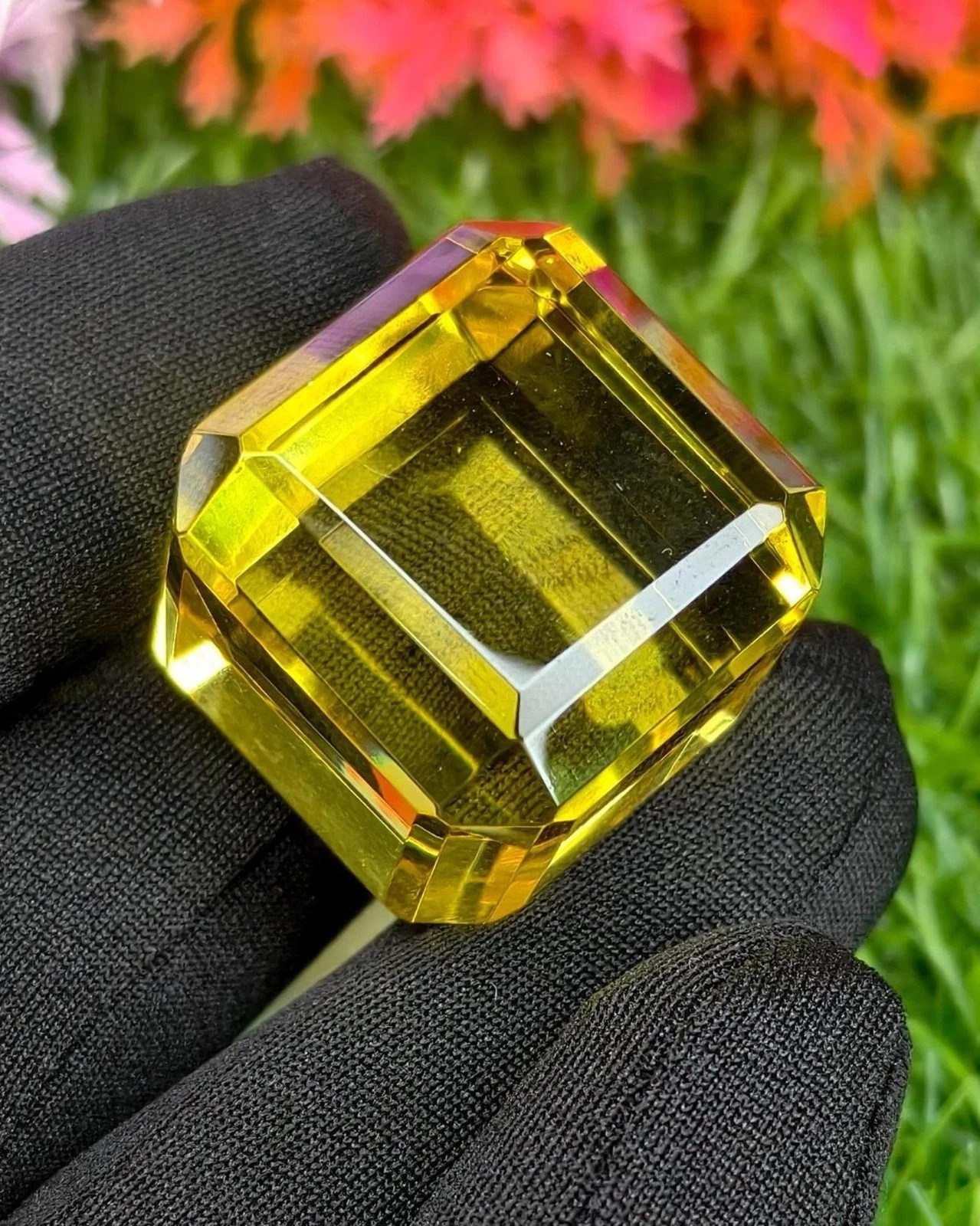 50 Ct Natural Yellow Sapphire Cube Cut Certified Loose Gemstone