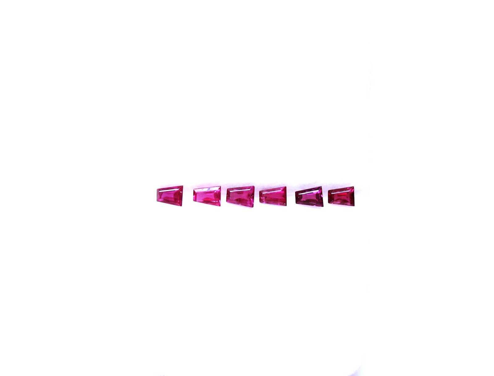 Natural Tapered Baguette Thai Ruby 6 Pcs 1.38 Cts Tol 3.8-4×2.8-3×2-2.2 MM LxWxW
