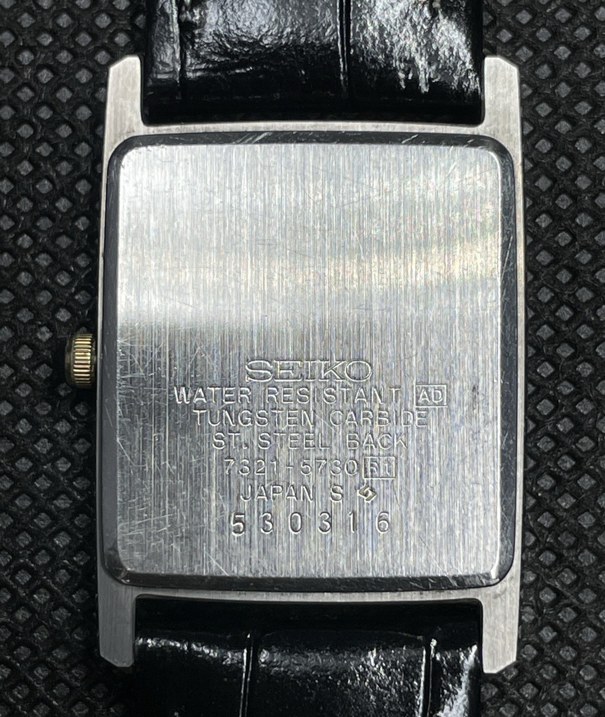 [Very good] Vintage Seiko Dolce 7321-5730 Quartz Men’s Watch From JAPAN