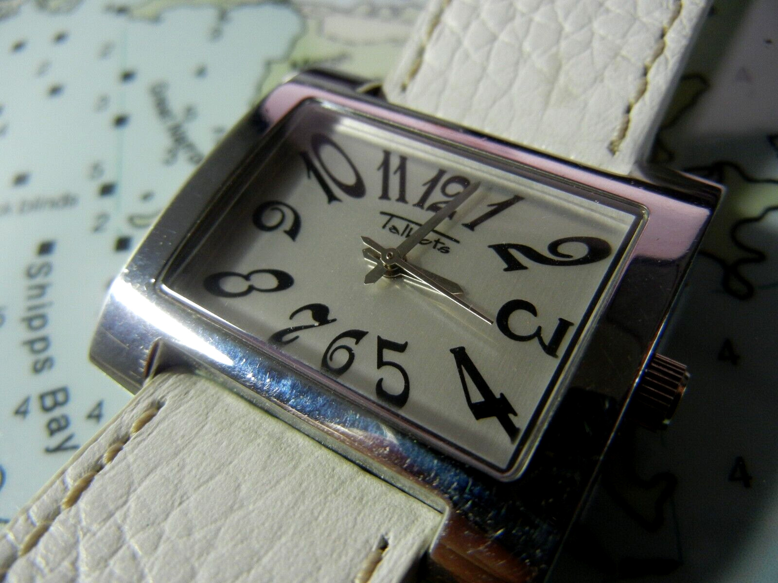 TALBOTS Watch!!! Everyday Wear Casual Excellent Ladies Watch FREE SHIPPING!!