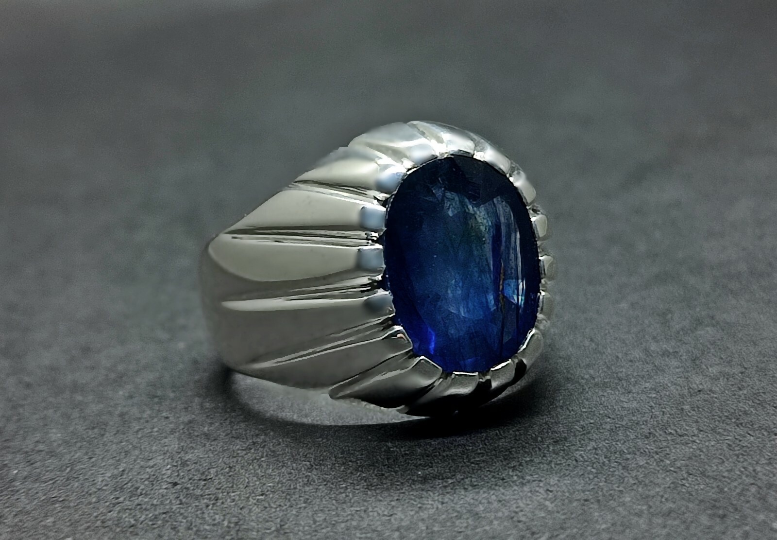 Natural 9 Carat Big Blue Sapphire Sterling Silver 925 Handmade Neelam Mens Ring