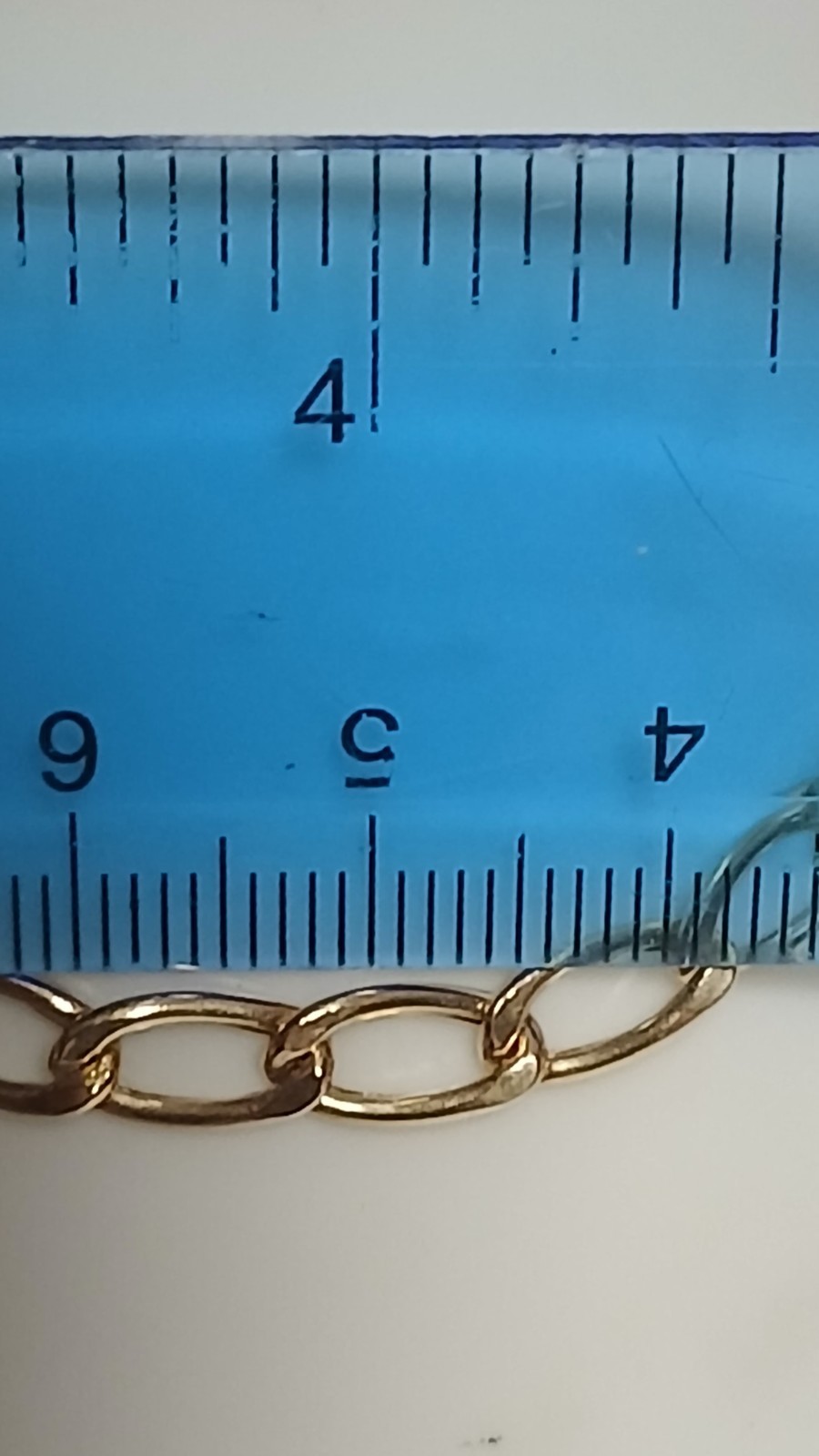 9ct Yellow Gold Bracelet.
