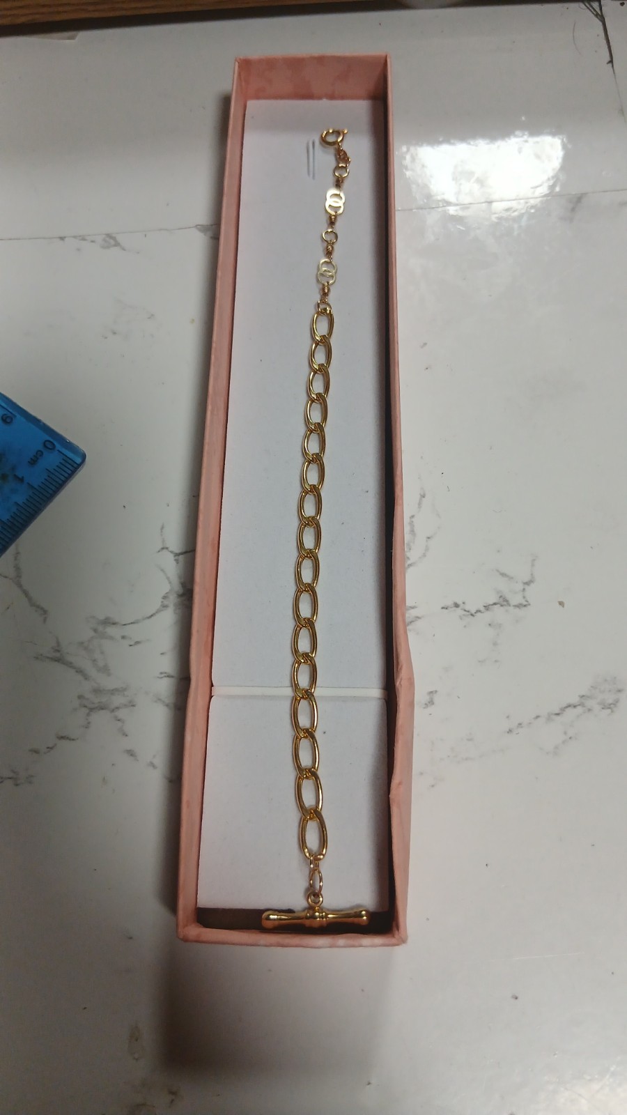 9ct Yellow Gold Bracelet.