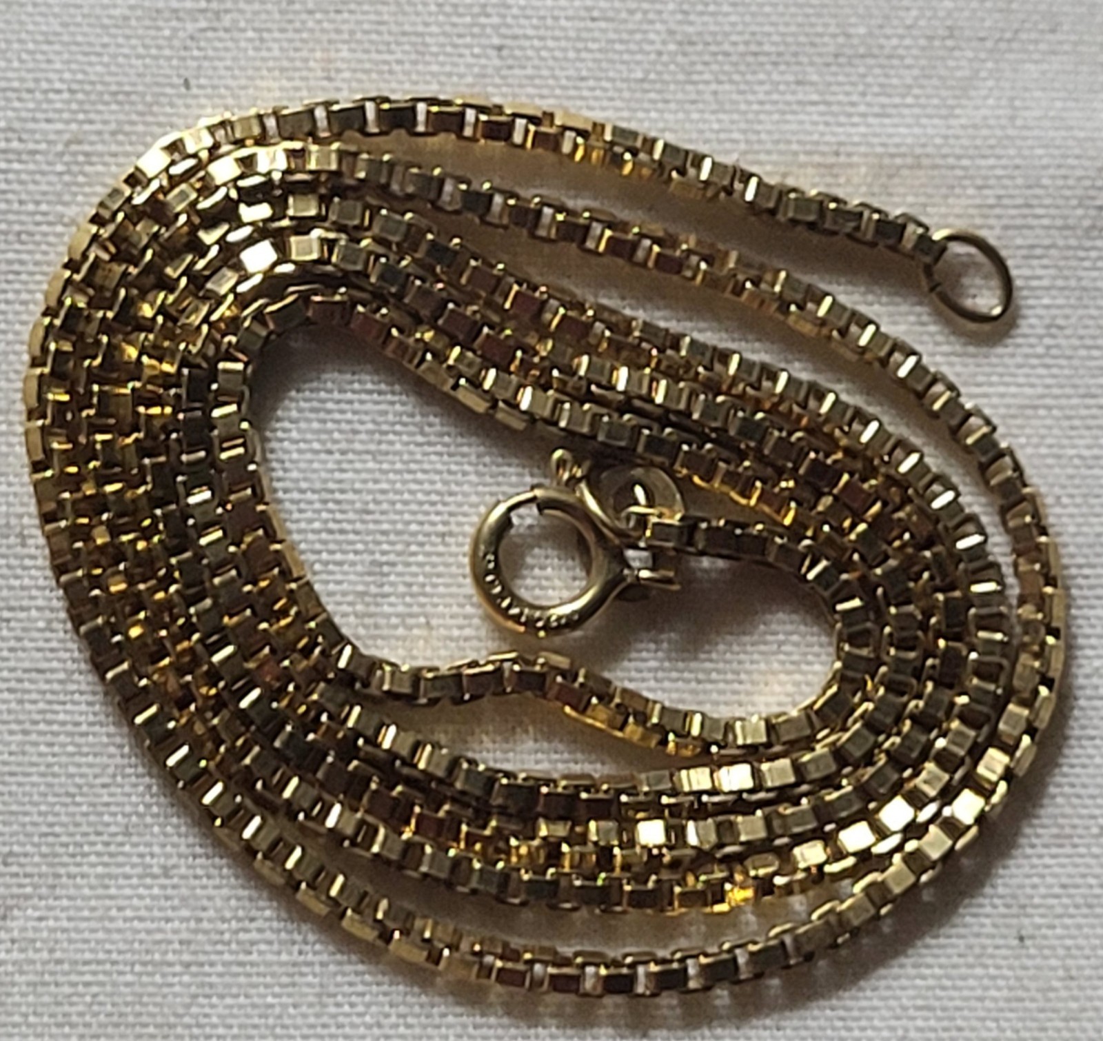 Vintage New Old Stock 14k Yellow Gold Filled Necklace 20″ Box Chain 2.5mm 5gr