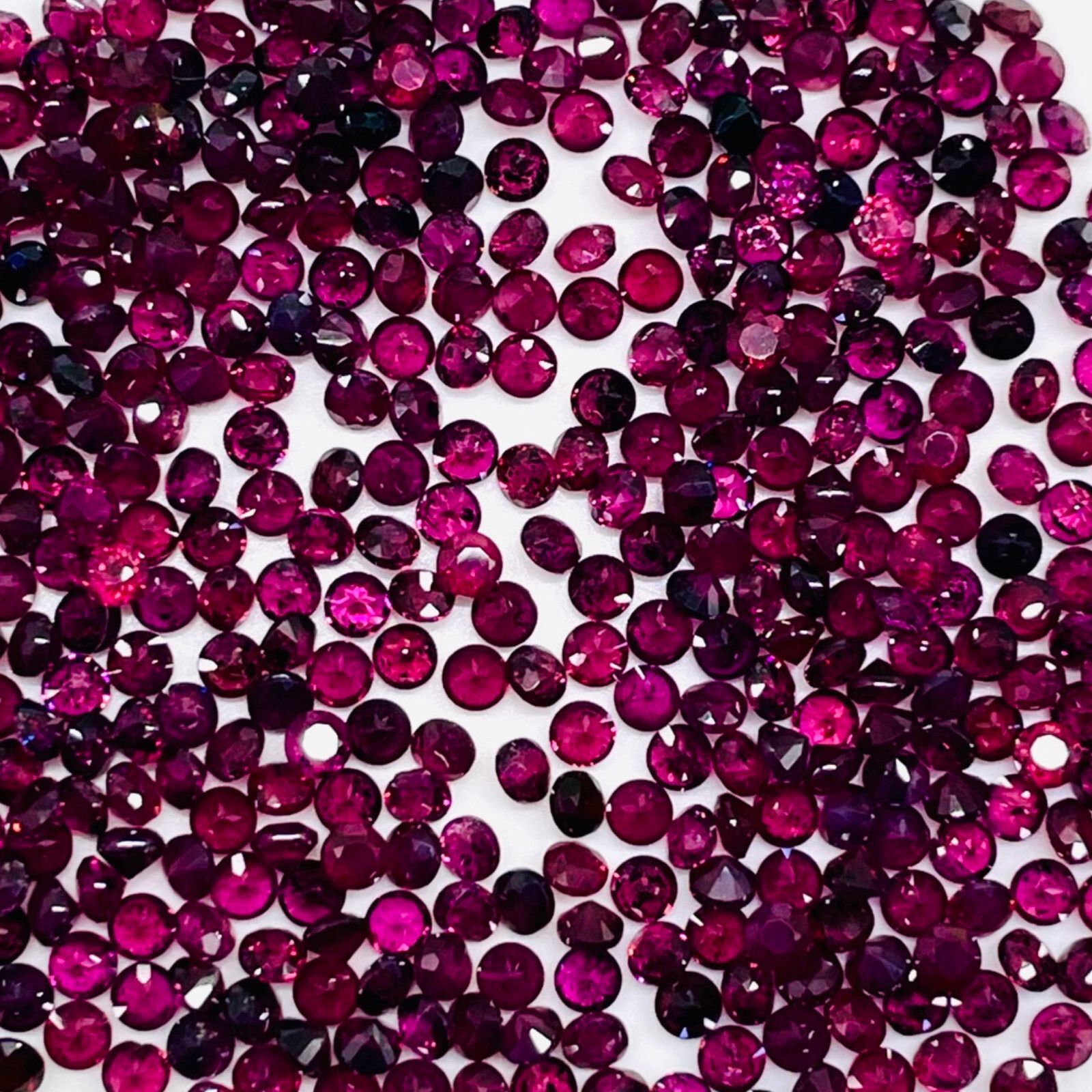 100 Pcs Natural Rhodolite Garnet 2.25mm Round Cut Loose Untreated Gemstones Lot