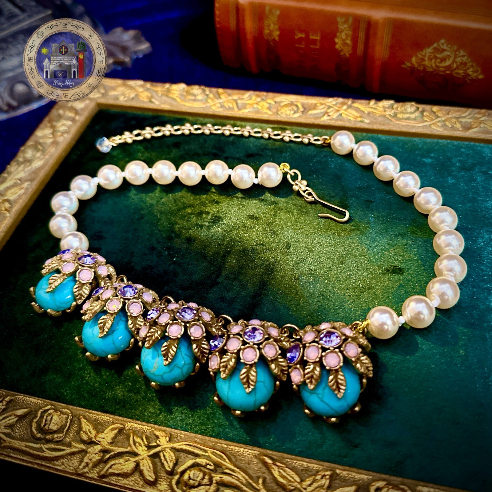 Sea Green Pearl Beaded Floral Vintage Style Necklace Antique Brass Tone