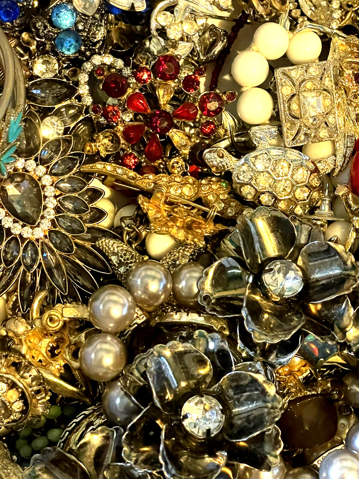 Estate 1 Lb+ Mixed Jewelry Lot Vintage-Modern DIY JUNK CRAFT REPAIR Unsorted